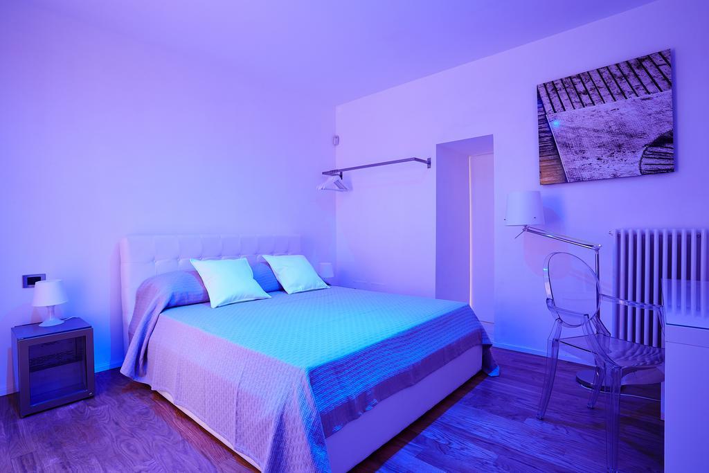 Suite Home Moncada Παλέρμο Δωμάτιο φωτογραφία